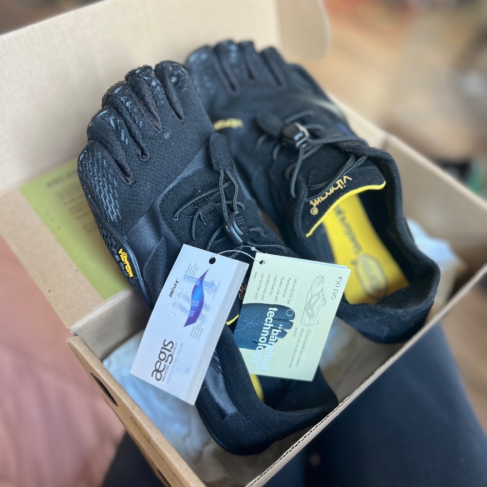 Vibram FiveFingers KSO EVO 36 - Picture 2 of 6